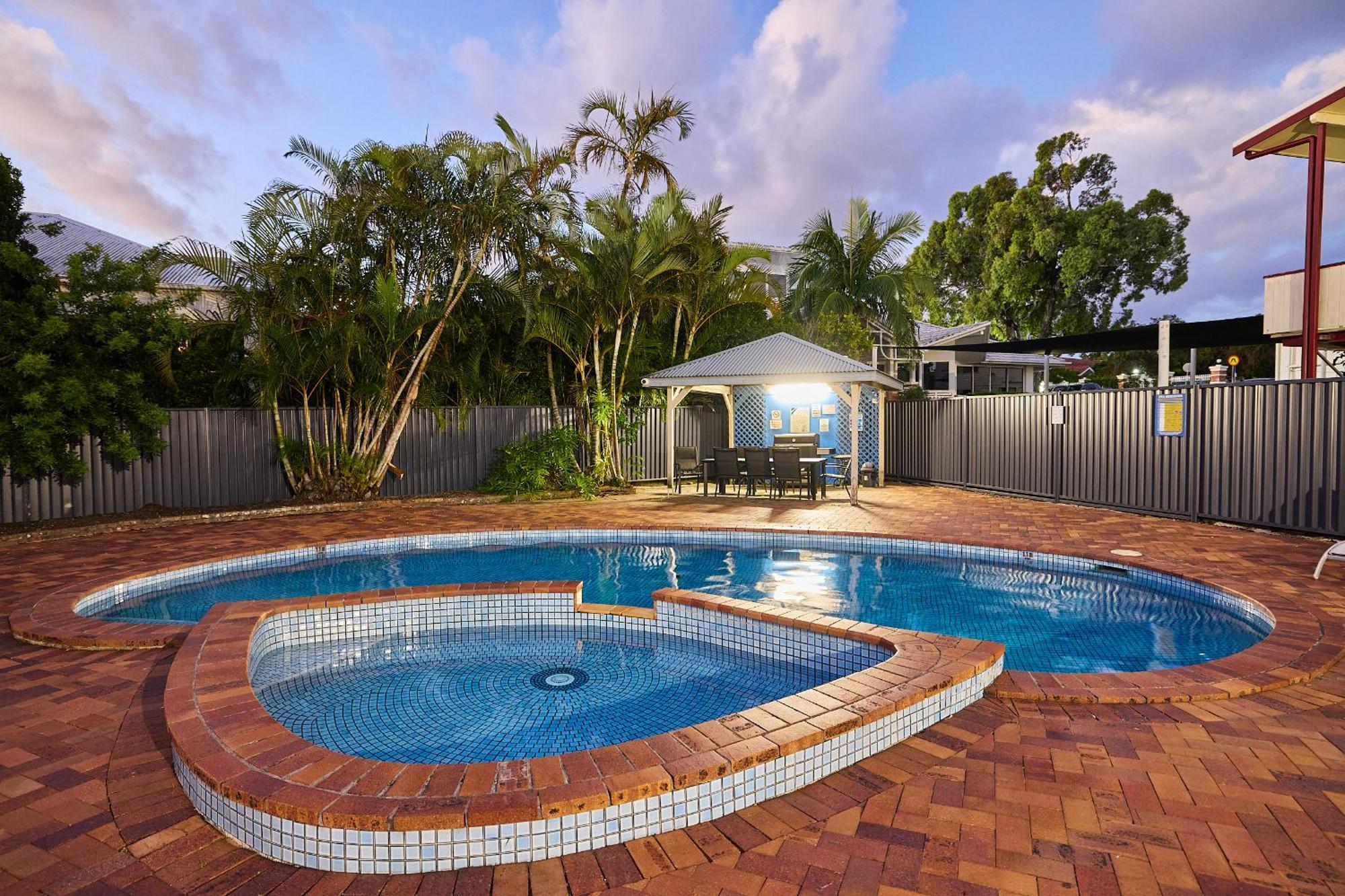 Southport Motel & Apartments Gold Coast Ngoại thất bức ảnh